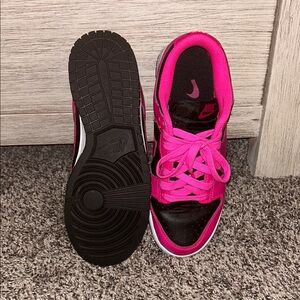 Nike Woman’s Pink and Black Sneakers